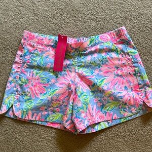 NWT Lilly Pulitzer XS pull on shorts